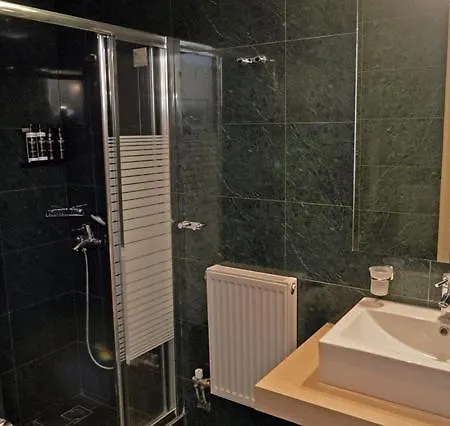 Archontiko Leontari Hotel 4*