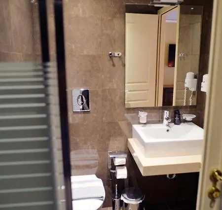 Archontiko Leontari Hotel