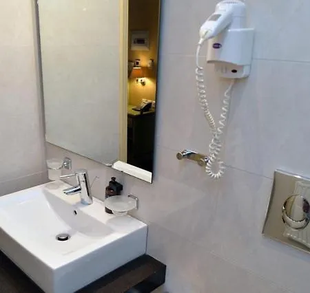 Archontiko Leontari Hotel 4*