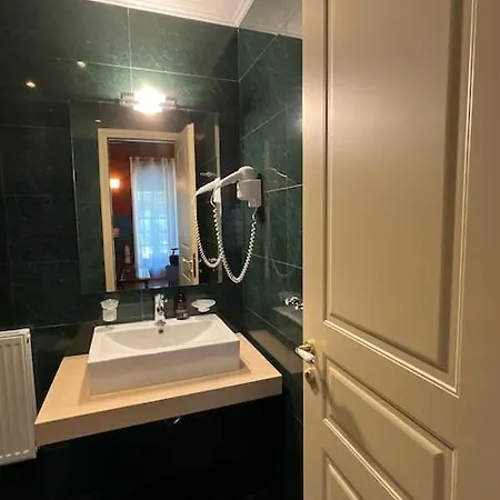 Archontiko Leontari Leontárion