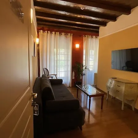 Archontiko Leontari 4*