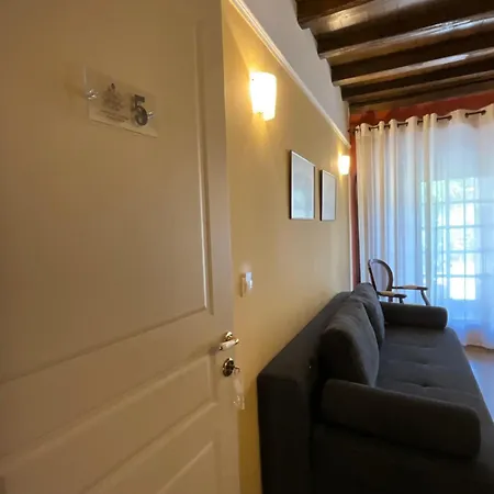 Archontiko Leontari Hotel