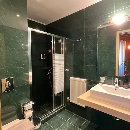 Отель Archontiko Leontari 4*