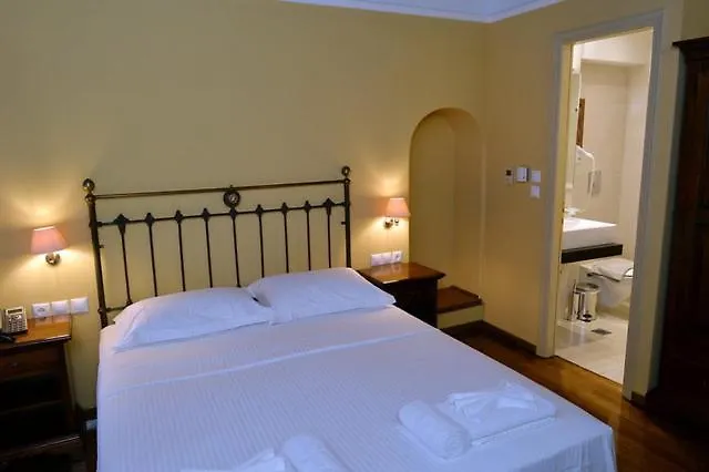 Hotel Archontiko Leontari 4*