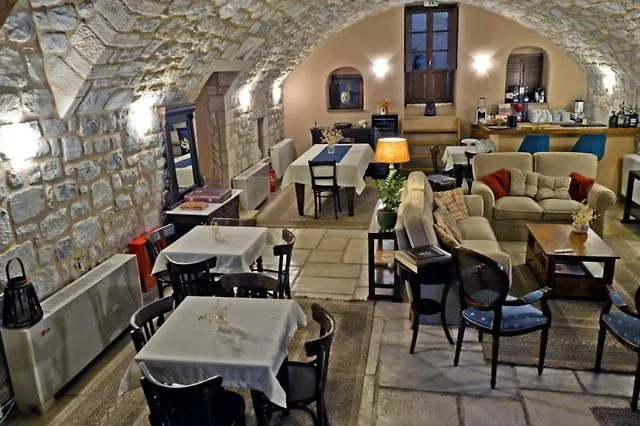 Archontiko Leontari Leontárion