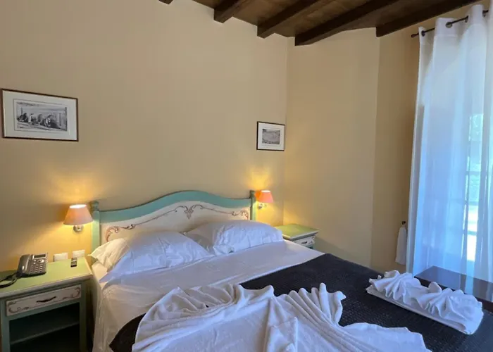 Archontiko Leontari Hotel 4*
