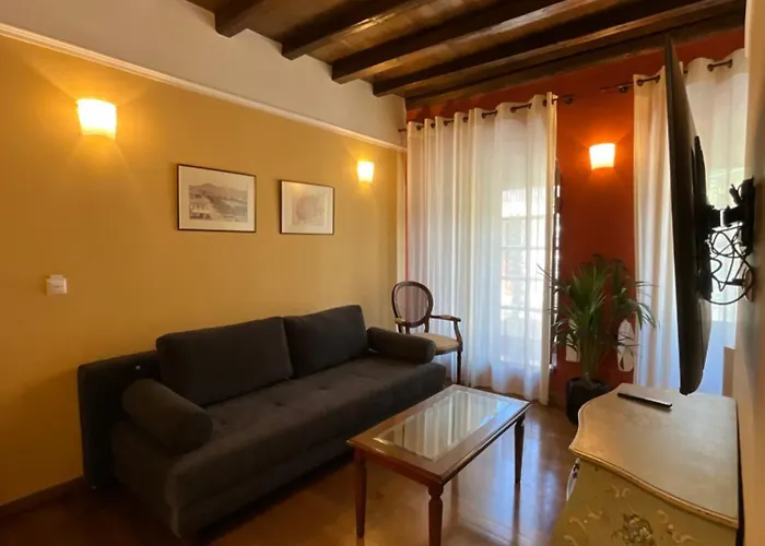 Hotel Archontiko Leontari 4*